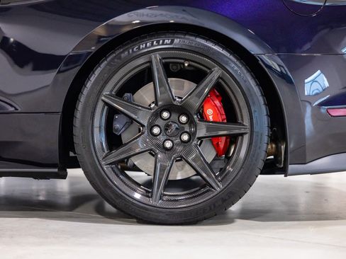 Used 2022 Ford Mustang Shelby GT500 w/ Carbon Fiber Track Pack RWD image 18
