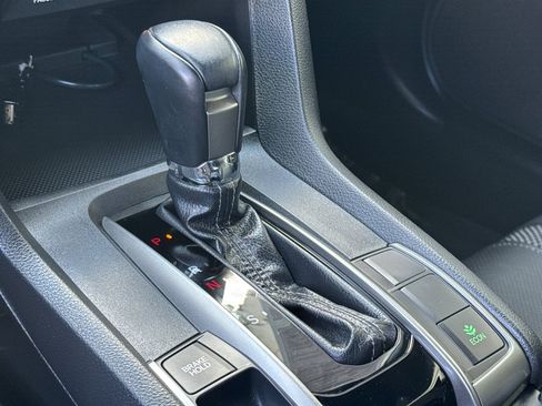 Used 2021 Honda Civic Sport Touring image 18