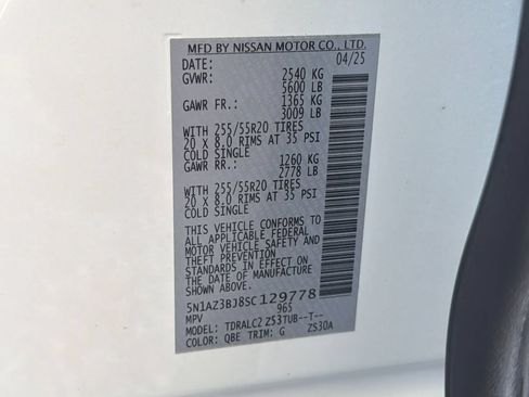 Used 2025 Nissan Murano SV FWD image 36