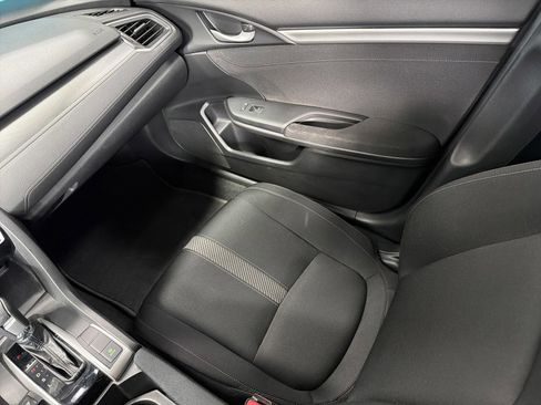 Used 2018 Honda Civic EX image 11