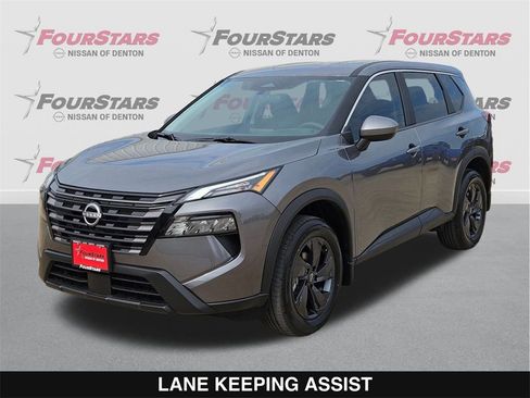 New 2026 Nissan Rogue SV image 9