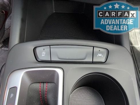 Used 2024 Chevrolet Trax RS FWD image 21