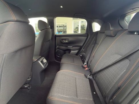 Used 2023 Honda HR-V Sport image 6