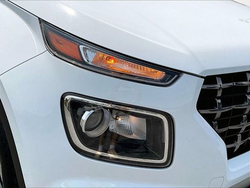 Certified 2023 Hyundai Venue SEL w/ Cargo Package FWD image 28