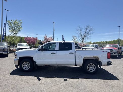 Used 2017 Chevrolet Silverado 1500 W/T w/ WT Convenience Package AWD/4WD image 9