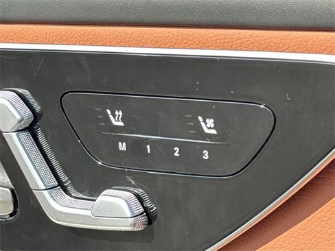 Used 2023 Mercedes-Benz GLC 300 image 28