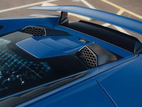 Used 2023 Lamborghini Huracan Tecnica RWD image 15