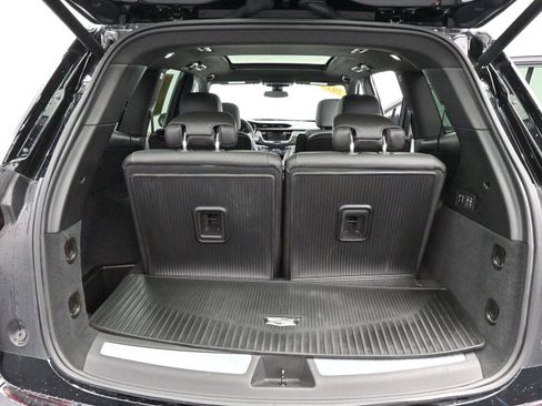 Used 2024 Cadillac XT6 Premium Luxury w/ LPO, Floor Liner Package AWD/4WD image 9