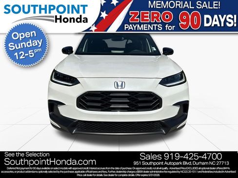 Used 2025 Honda HR-V Sport image 2