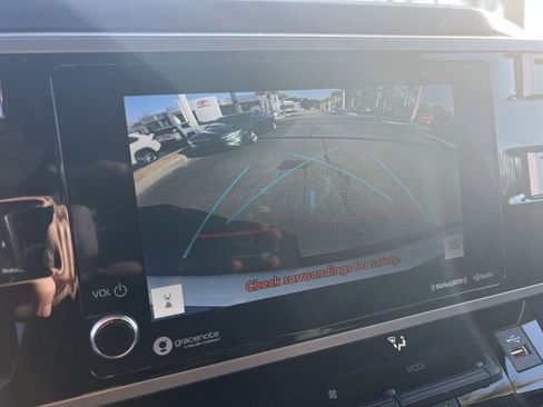 Used 2022 Toyota Tundra SR5 w/ SR5 Convenience Package image 25