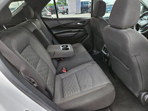 Used 2020 Chevrolet Equinox LT FWD image 29