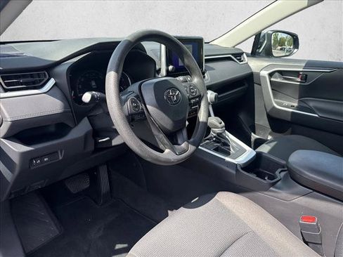 Certified 2023 Toyota RAV4 LE FWD image 9