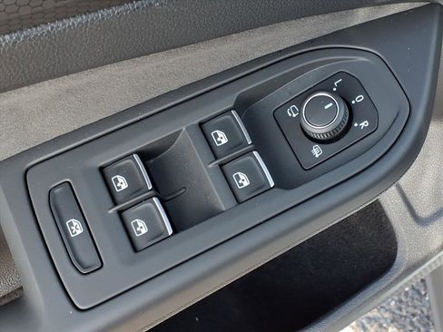 Certified 2024 Volkswagen GTI S image 18