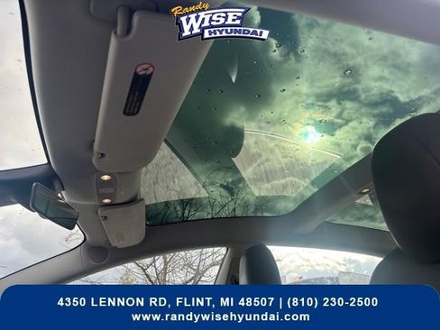 Used 2019 Tesla Model 3 Long Range image 22