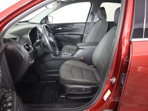 Used 2020 Chevrolet Equinox LT w/ Driver Convenience Package AWD/4WD image 30