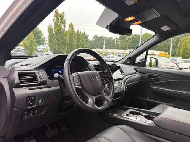 Certified 2025 Honda Passport TrailSport image 12