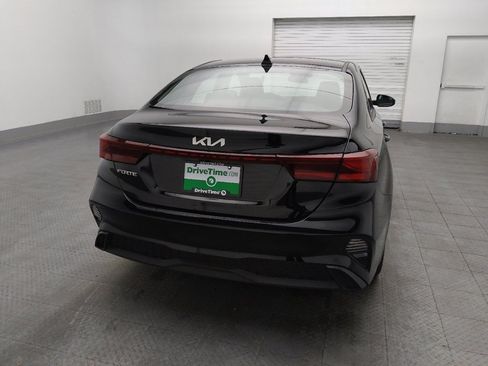 Used 2024 Kia Forte LXS w/ LXS Technology Package image 7