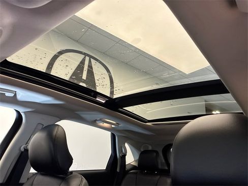 Used 2019 Ford Edge Titanium w/ Equipment Group 301A image 23