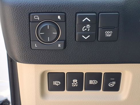 Certified 2023 Lexus GX 460 Premium w/ Premium Package image 8