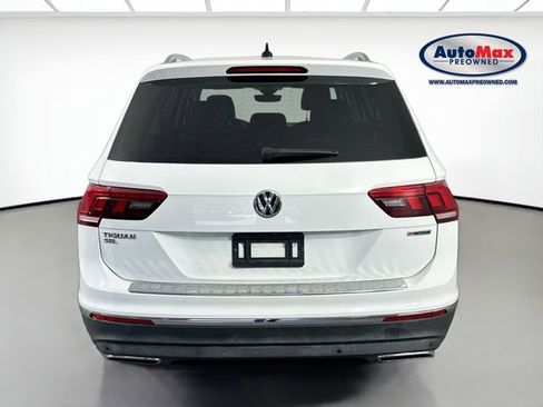 Used 2019 Volkswagen Tiguan SEL Premium w/ 3rd Row Seat Package AWD/4WD image 8