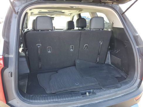 Used 2022 Kia Telluride S image 10