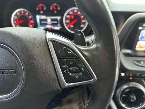 Used 2017 Chevrolet Camaro LT w/ Technology Package image 21