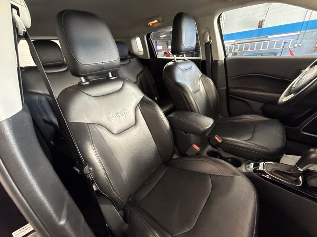 Used 2019 Jeep Compass Limited AWD/4WD image 31