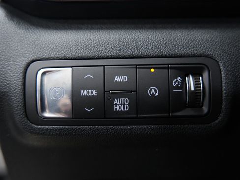 New 2026 GMC Terrain AT4 w/ Convenience Package III image 27