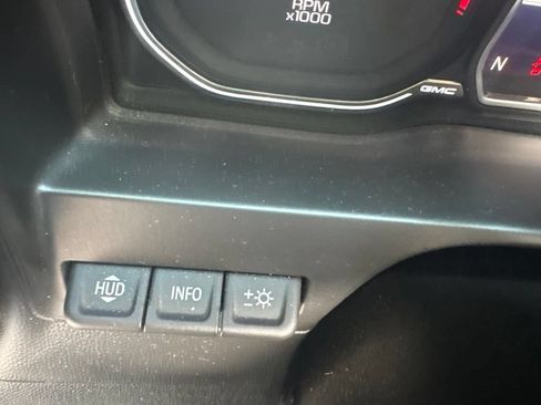 Used 2019 GMC Sierra 1500 Denali w/ Denali Ultimate Package AWD/4WD image 15