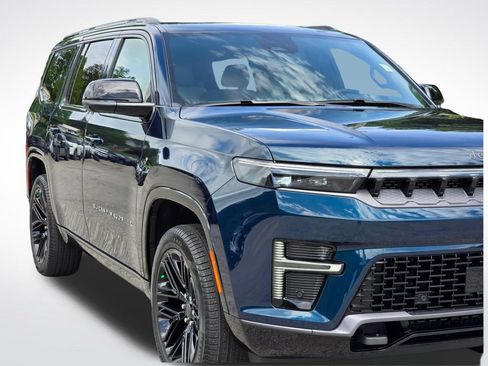 New 2026 Jeep Grand Wagoneer Limited AWD/4WD image 39