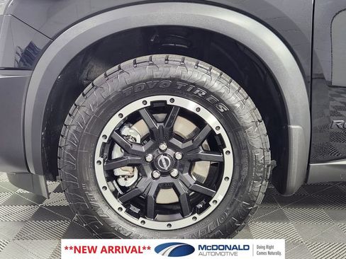 Used 2025 Nissan Pathfinder Rock Creek AWD/4WD image 20