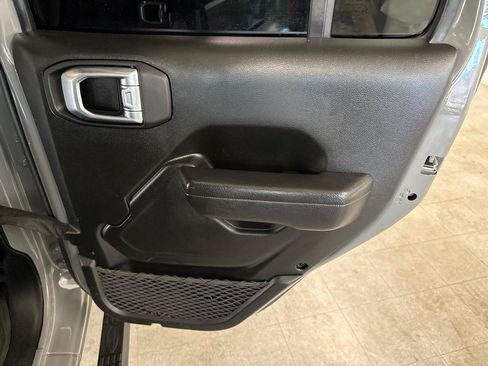 Used 2022 Jeep Wrangler Unlimited Sport AWD/4WD image 53