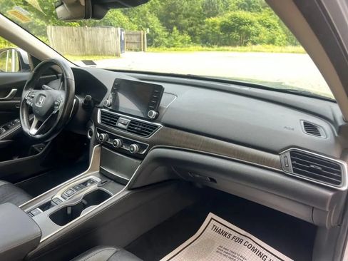 Used 2020 Honda Accord EX-L image 16