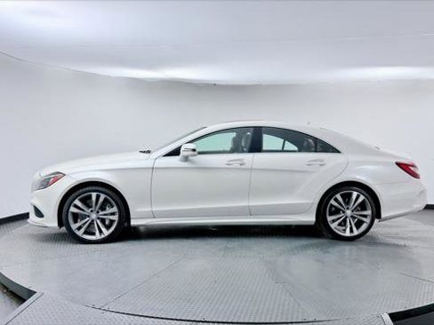Used 2017 Mercedes-Benz CLS 550 4MATIC image 3
