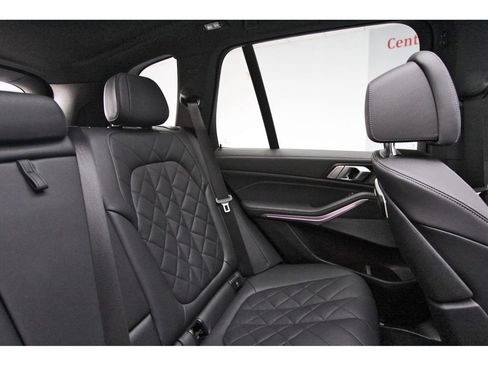 Used 2024 BMW X5 sDrive40i w/ Premium Package RWD image 12