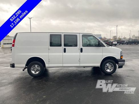 Certified 2024 Chevrolet Express 2500 w/ Driver Convenience Package image 8