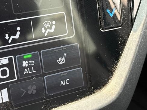 Used 2025 Subaru Forester Sport AWD/4WD image 15