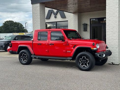 Used 2021 Jeep Gladiator Overland AWD/4WD image 19