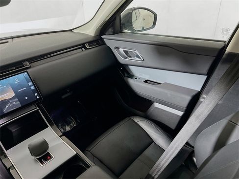 Used 2024 Land Rover Range Rover Velar S image 21