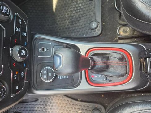 Used 2020 Jeep Compass Trailhawk AWD/4WD image 8