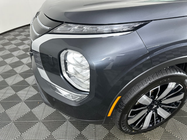 Used 2025 Mitsubishi Outlander SE AWD/4WD image 31