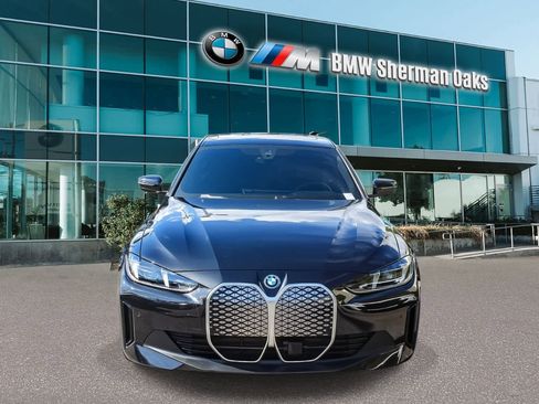 Used 2025 BMW i4 eDrive40 w/ Driving Assistance Package RWD image 2