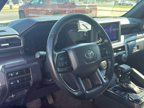 Used 2024 Toyota Tacoma SR5 AWD/4WD image 11