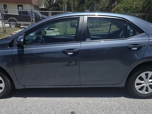 Used 2015 Toyota Corolla L FWD image 1
