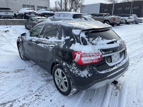 Used 2019 Mercedes-Benz GLA 250 4MATIC image 7