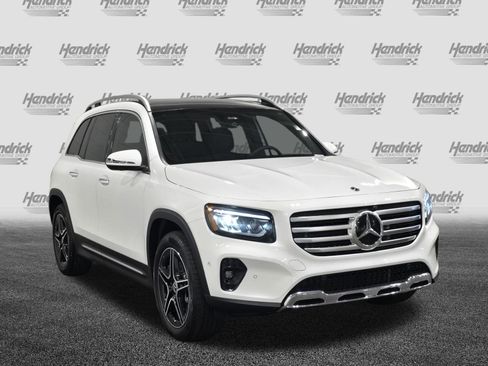 New 2026 Mercedes-Benz GLB 250 4MATIC image 2