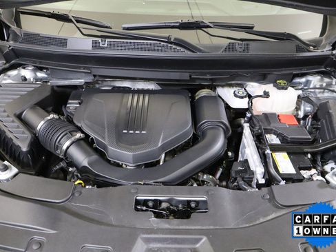 Used 2025 GMC Acadia Elevation image 14