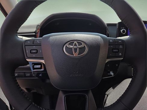 New 2026 Toyota Camry XLE image 25