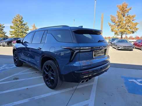 Used 2024 Chevrolet Traverse RS w/ LPO, Floor Liner Package image 5