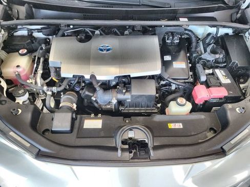 Used 2018 Toyota Prius Four FWD image 25